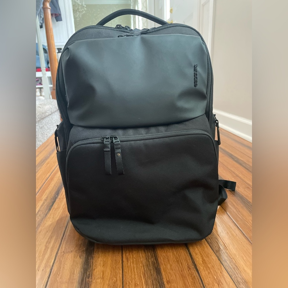 Incase A.R.C. Commuter Backpack